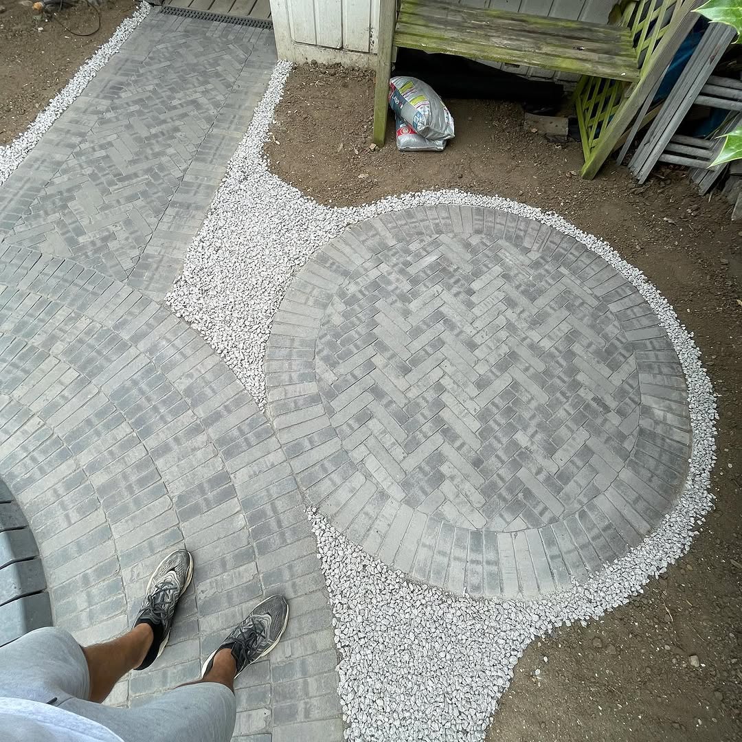 Chiswick patio completed