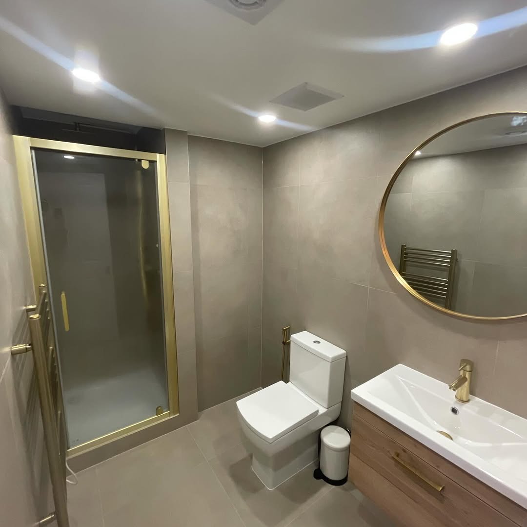 Warm Bathroom Transformation, Earl's Court